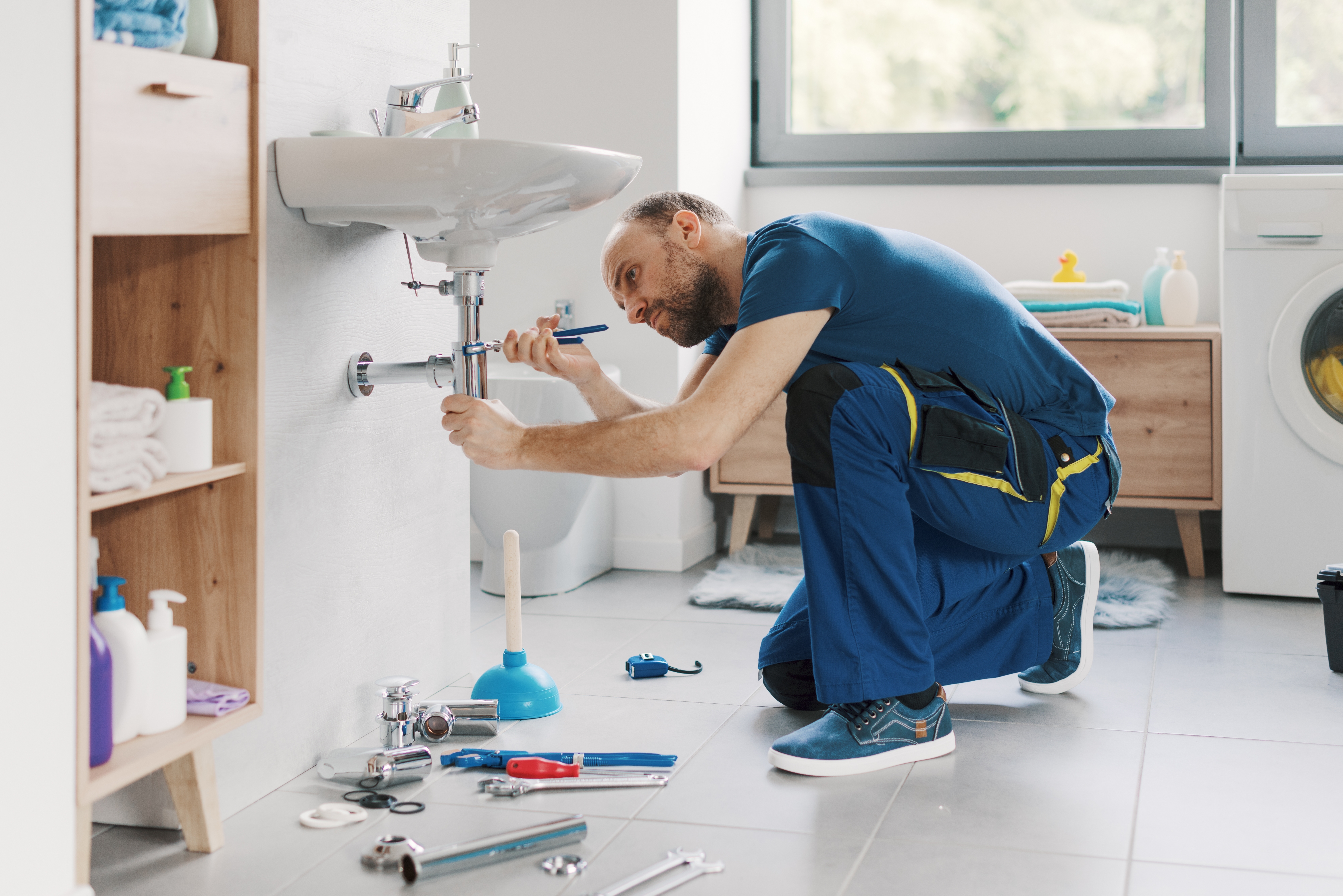 leaking pipes repair services