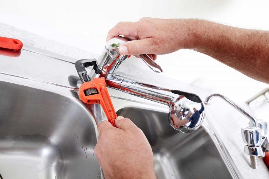 faucet repair plumbing services